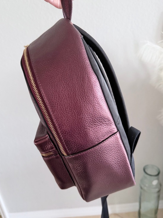 Coach EUC Charlie Metallic Wine Pebbled Leather medium Backpack with hang tag main image 4